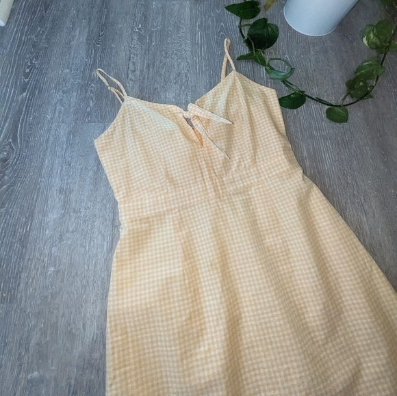 LULU'S - Music City Yellow and White Gingham Tie-Front Dress - Picture 4 of 9